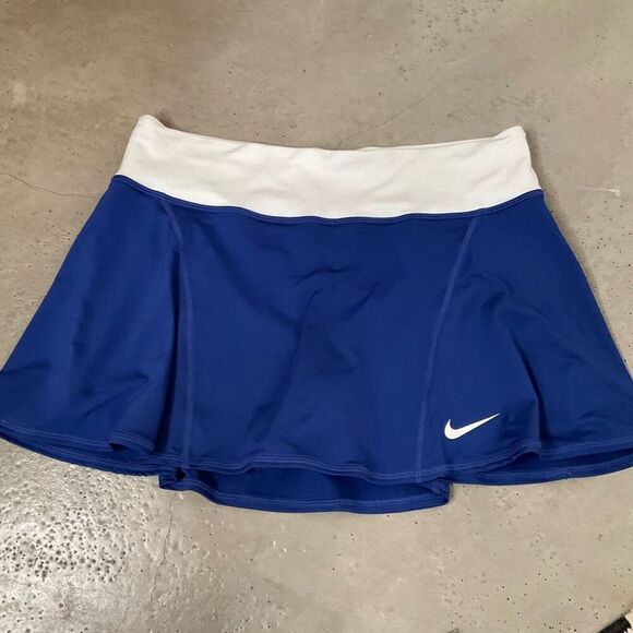 Nike Victory Skort - Picture 1 of 4